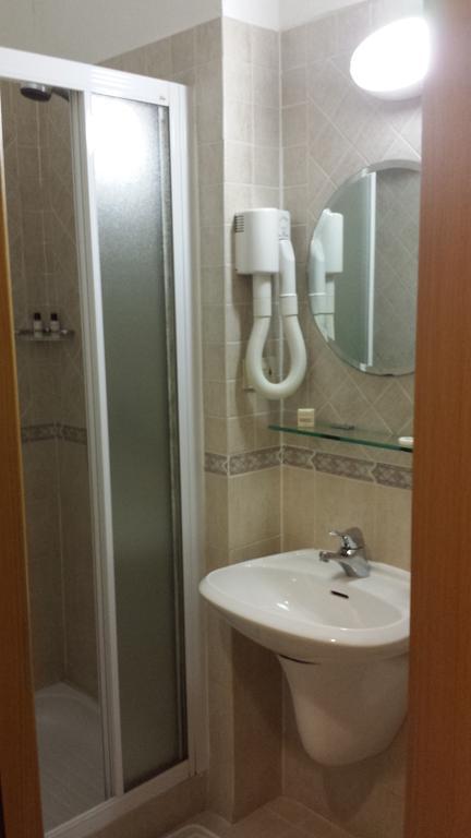 Hotel Fidene Roma Exterior foto