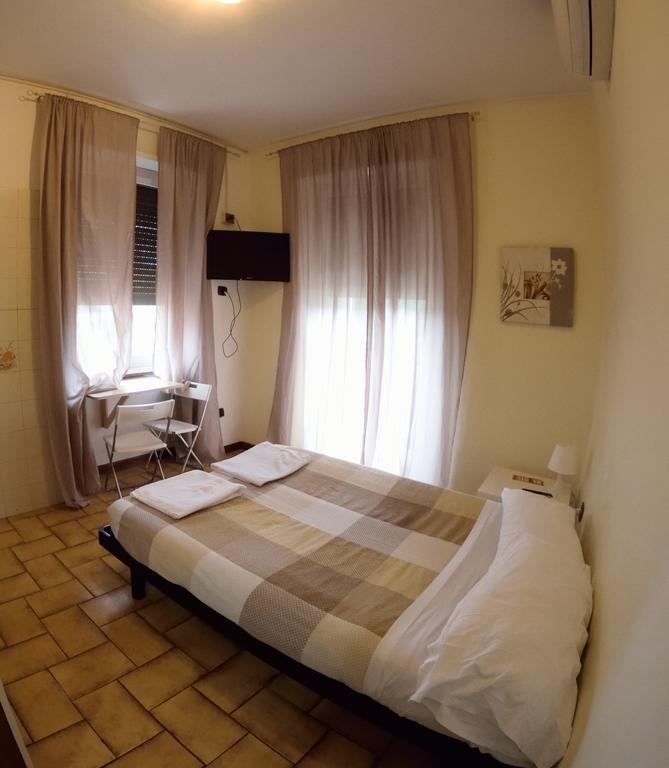 Hotel Fidene Roma Exterior foto